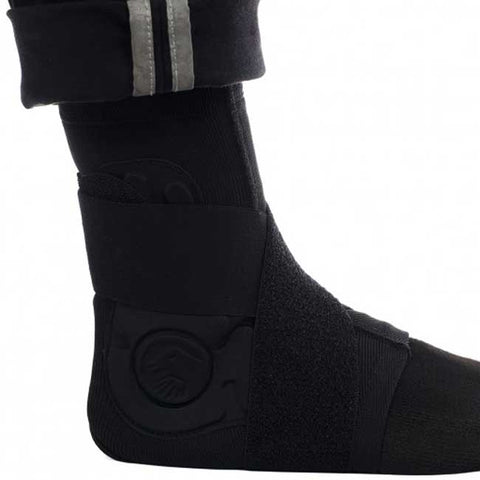 Shadow Conspiracy Revive ankle support